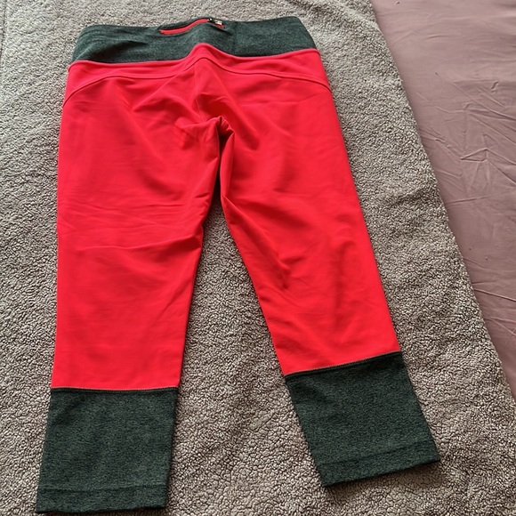 Coral with Gray details workout pants - Picture 3 of 3